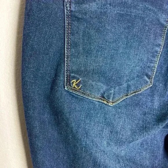 Kut from the Kloth High Rise Crop Straight Leg Stretch Jeans 12 Dark Wash - Picture 6 of 12